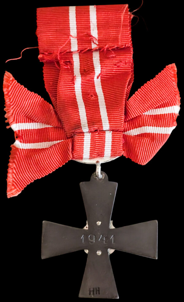Finland Order of the Cross of Liberty 4th Class 1941 with Swords & Oak Leaf - Image 2