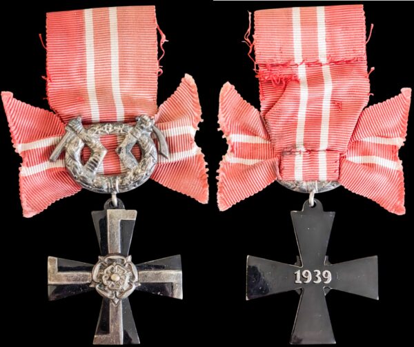 Finland Order of the Cross of Liberty 4th Class 1939 with Swords - Image 2
