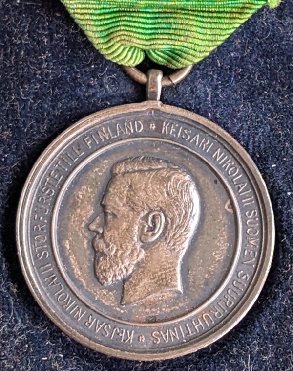 Nikolai II:n (1894-1917), Keisarillisen Suomen Talousseuran palkintomitali, alkuperäinen laatikko