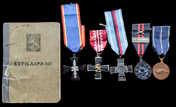 Finland Winter & Continuation Wars Medal Grouping with Documents