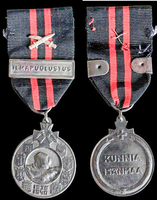 Finland 1939-40 Winter War Medal with Ilmapuolustus Bar - Image 2
