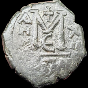 Bysantin Valtakunta, Justinus II ja Sofia 565-578 jKr., Æ Follis, Konstantinopoli